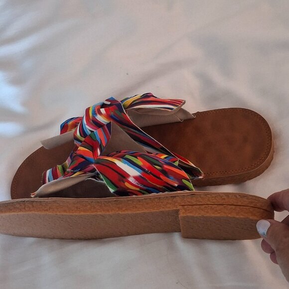 Cute Colorful Fabric Sandals - Picture 4 of 5